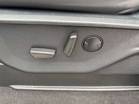 Used 2025 Ford F250 Lariat w/ Chrome Package image 22