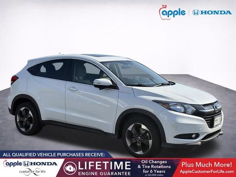 Used 2018 Honda HR-V EX image 1