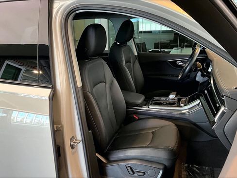 Certified 2023 Audi Q7 Premium Plus w/ Premium Plus Package image 9