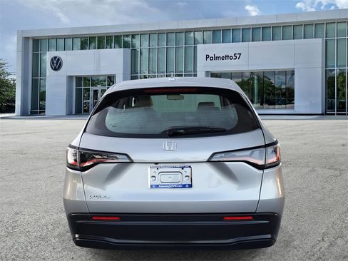 Used 2024 Honda HR-V LX image 5