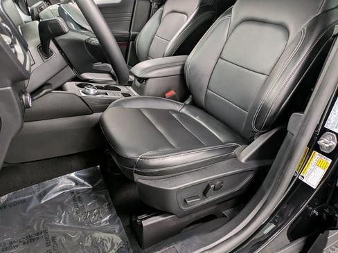 Used 2024 Ford Escape Platinum image 10