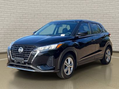 Used 2025 Nissan Kicks Play S