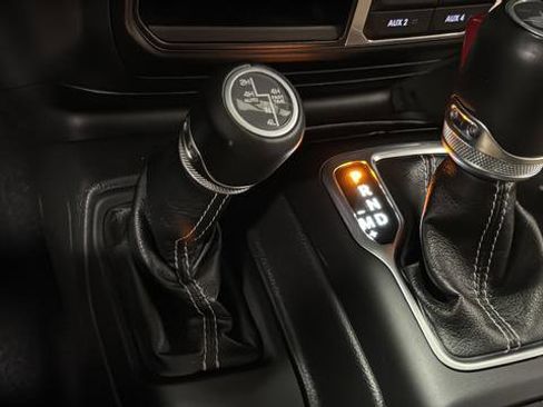 Used 2022 Jeep Wrangler Unlimited Sahara w/ Cold Weather Group image 30