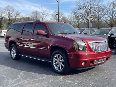 Used 2013 GMC Yukon XL Denali image 7