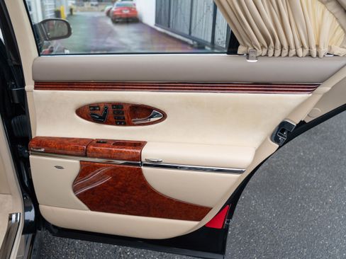 Used 2007 Maybach 57 image 59