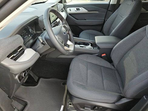 New 2026 Ford Explorer Active image 24