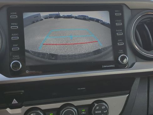 Used 2020 Toyota Tacoma TRD Sport image 26