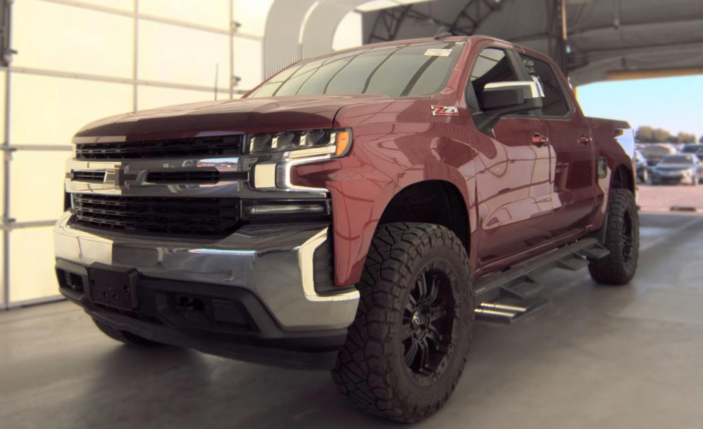Used 2021 Chevrolet Silverado 1500 LT w/ All Star Edition Plus AWD/4WD image 2