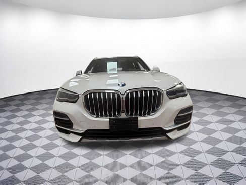 Certified 2023 BMW X5 xDrive40i w/ Luxury Seating Package image 5