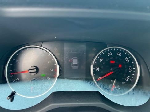 Used 2021 Toyota RAV4 XLE FWD image 11