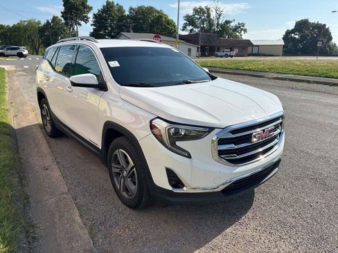 Used 2020 GMC Terrain SLT w/ Preferred Package AWD/4WD image 10