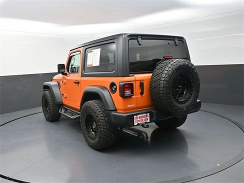 Used 2025 Jeep Wrangler Sport image 5