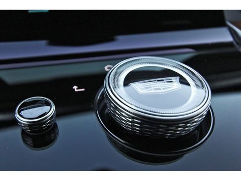 New 2025 Cadillac Escalade Sport Platinum w/ LPO, ONYX Package image 20