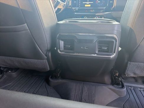 Used 2022 GMC Sierra 1500 SLT w/ SLT Premium Package AWD/4WD image 8