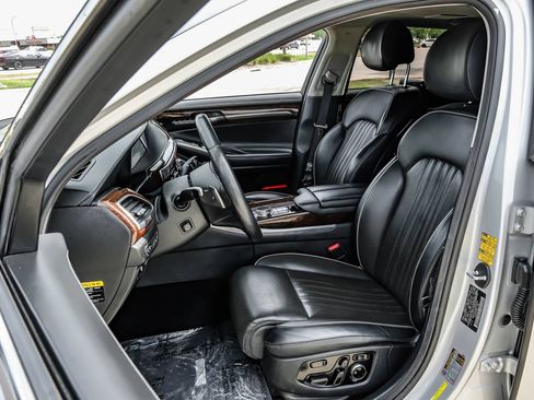 Used 2019 Genesis G90 5.0 Ultimate RWD image 35