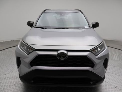 Certified 2021 Toyota RAV4 LE image 5