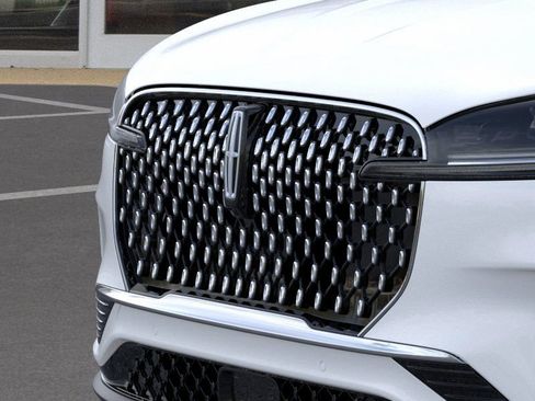 New 2026 Lincoln Aviator Reserve image 17
