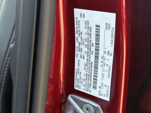 Used 2019 Ford Escape SEL FWD image 46