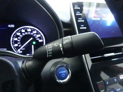 Used 2021 Toyota Avalon Limited w/ Advanced Safety Package image 21