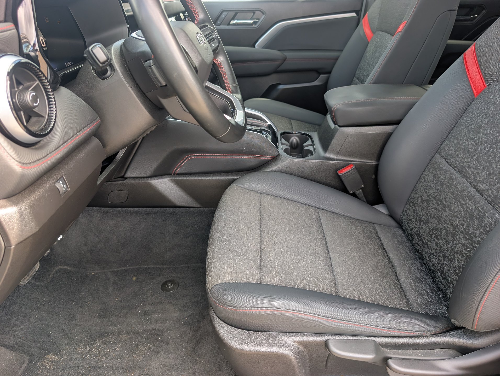 Used 2023 Chevrolet Colorado Z71 AWD/4WD image 18