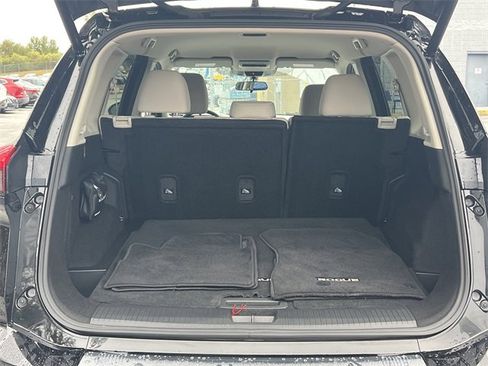 Certified 2024 Nissan Rogue SV image 25