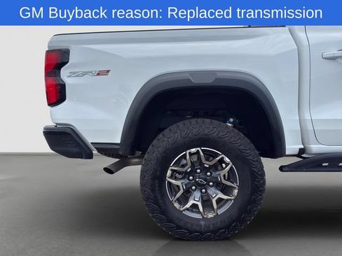 Used 2024 Chevrolet Colorado ZR2 w/ Safety Package AWD/4WD image 23