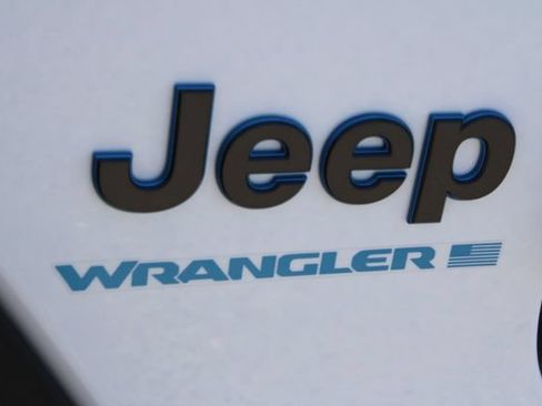 Used 2023 Jeep Wrangler Unlimited AWD/4WD image 10