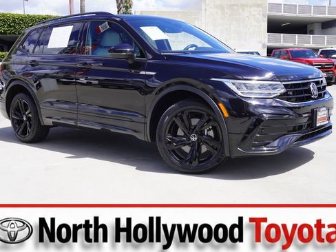 Used 2023 Volkswagen Tiguan SE R-Line FWD image 1
