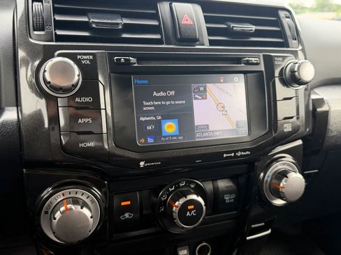 Used 2019 Toyota 4Runner TRD Off-Road Premium AWD/4WD image 28