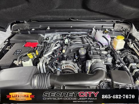 New 2025 Jeep Gladiator Sport image 32