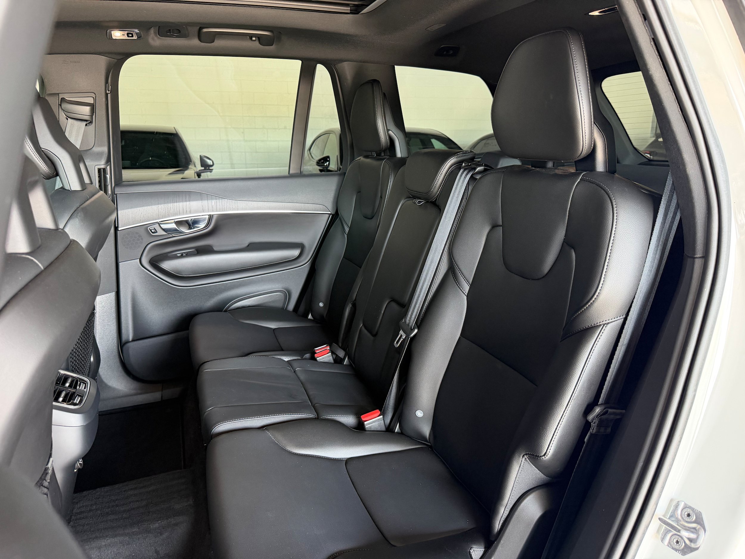 Used 2020 Volvo XC90 T5 Momentum FWD image 12