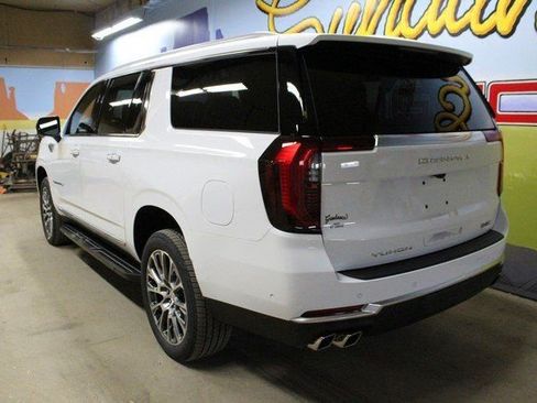 New 2026 GMC Yukon XL Denali image 6
