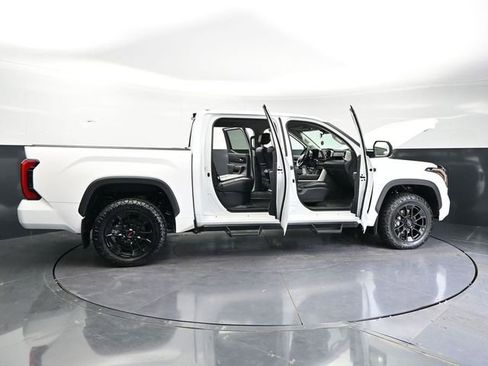 Used 2024 Toyota Tundra SR5 AWD/4WD image 38