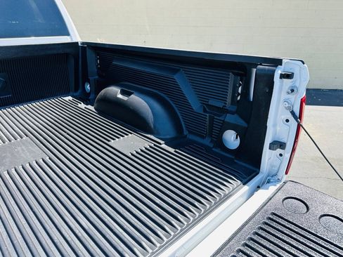 Used 2022 RAM 2500 Big Horn AWD/4WD image 46