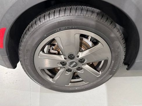 Used 2022 MINI Cooper 2-Door Hardtop FWD image 12