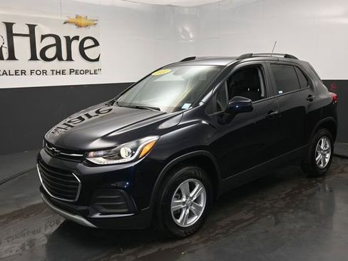 Used 2022 Chevrolet Trax LT w/ LT Convenience Package AWD/4WD image 25