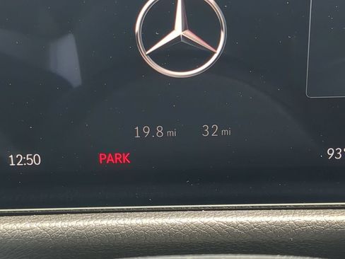 Certified 2024 Mercedes-Benz GLB 35 AMG 4MATIC image 24