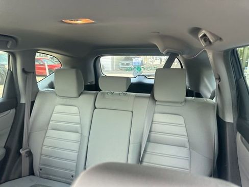 Used 2017 Honda CR-V LX image 18