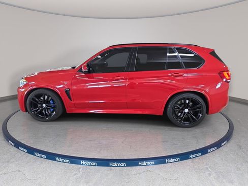 Used 2018 BMW X5 M image 11