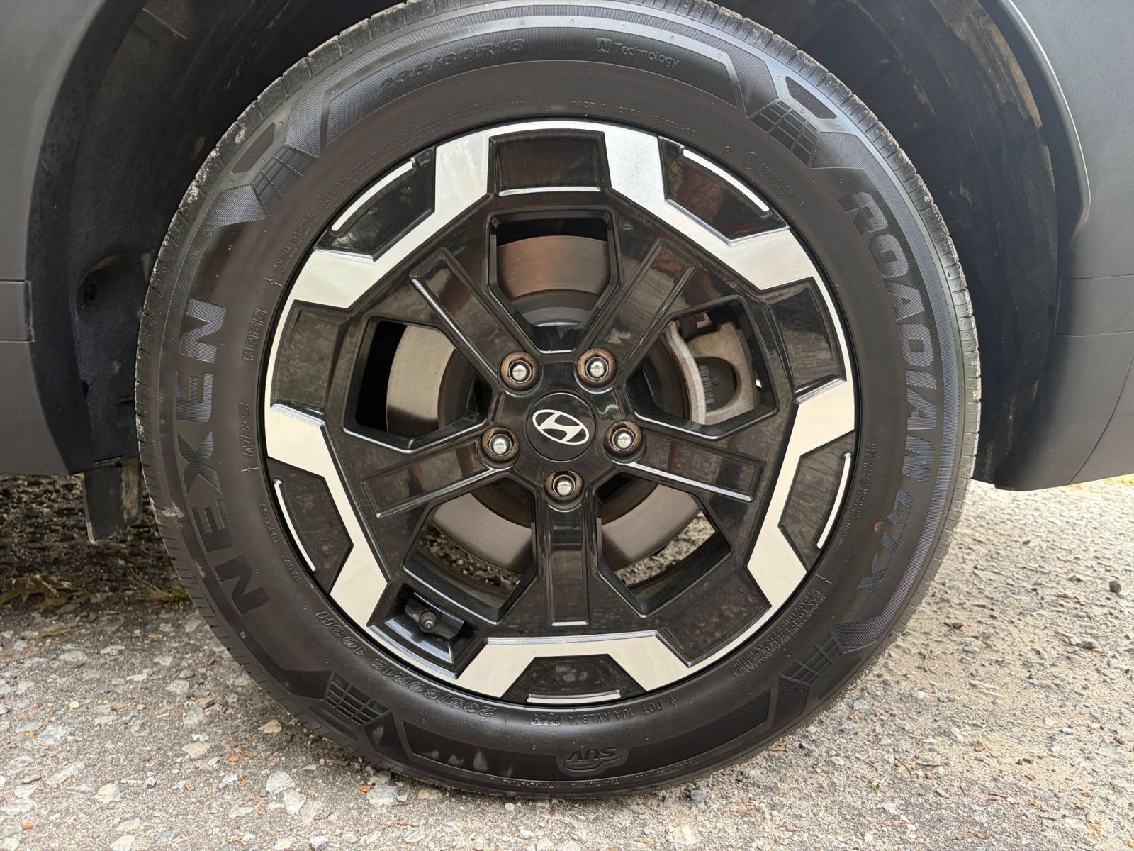 Used 2026 Hyundai Santa Fe SEL FWD image 32