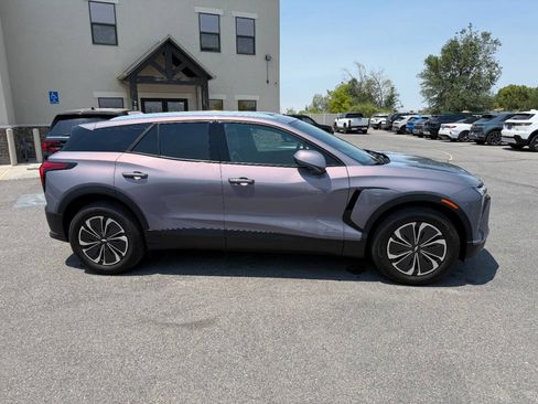 Used 2024 Chevrolet Blazer EV LT AWD/4WD image 9