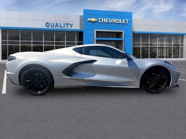 Used 2026 Chevrolet Corvette Stingray Preferred Cpe w/ Z51 Performance Package RWD image 8