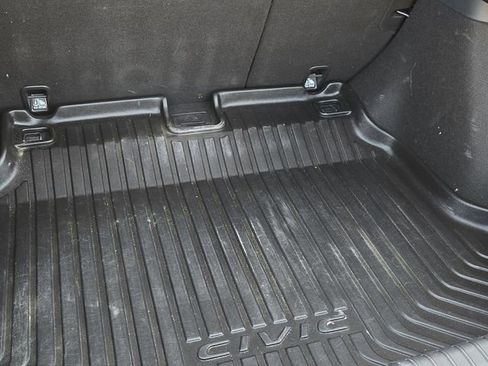 Used 2021 Honda Civic EX image 10