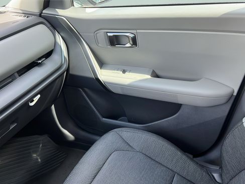 New 2027 Kia Seltos S FWD image 13