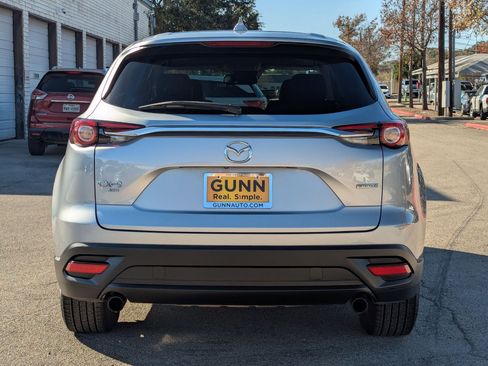 Used 2023 MAZDA CX-9 Touring image 5