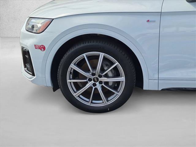 Used 2023 Audi Q5 e Premium Plus w/ Premium Plus Package AWD/4WD image 23
