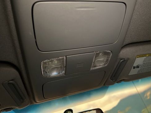 Used 2015 Toyota Tacoma 4x4 Double Cab w/ TRD Off-Road Package image 54