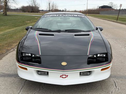 Used 1993 Chevrolet Camaro Z28 RWD image 10