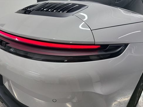 Certified 2025 Porsche 911 Targa 4 GTS AWD/4WD image 31