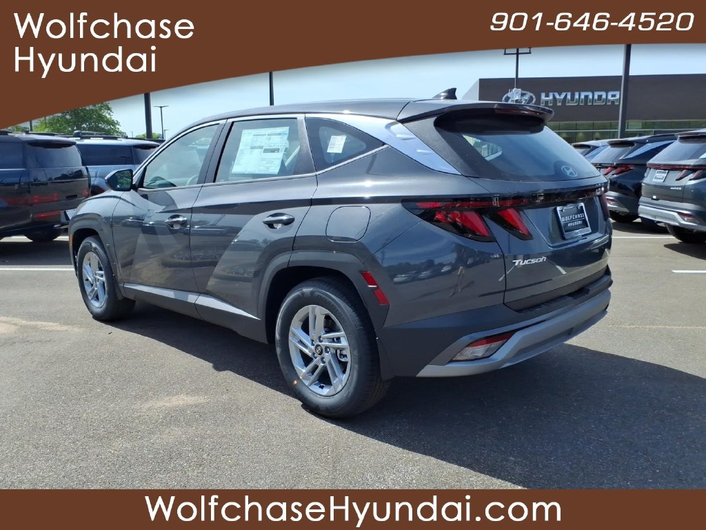 Certified 2026 Hyundai Tucson SE FWD image 3